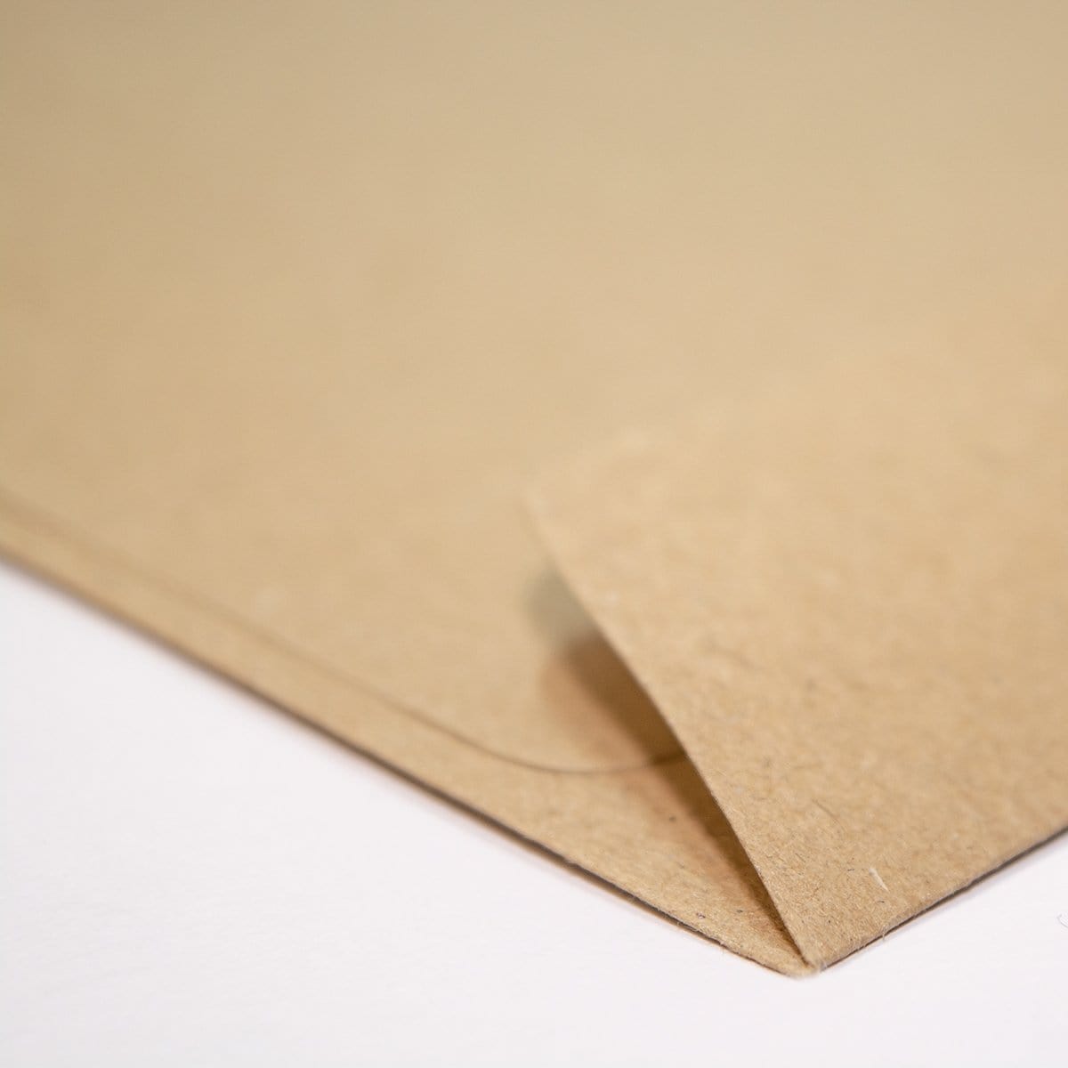 C5 Recycled Kraft Fleck 110gsm Peel & Seal Envelopes [Qty 250] 162mm x 229mm - All Colour Envelopes
